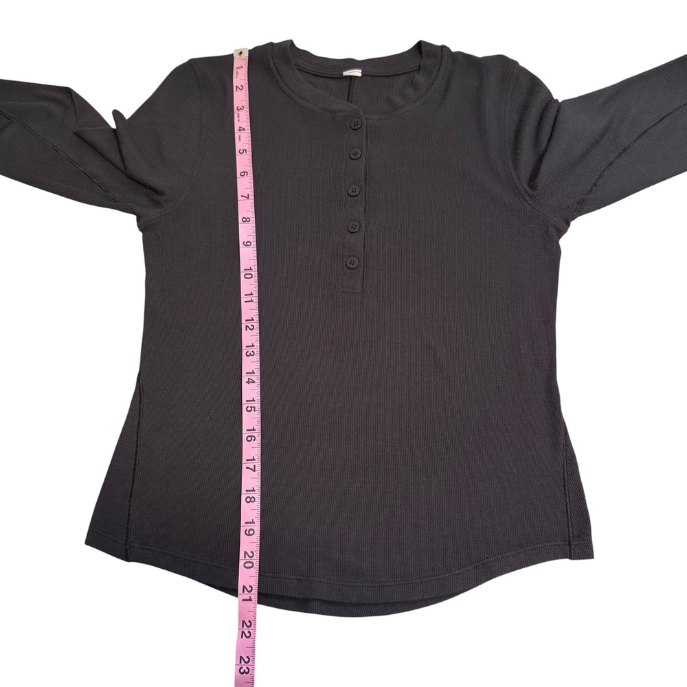 Lululemon | Hold Tight Long Sleeve Henley Black Ribbed Shirt - Picture 14 of 14